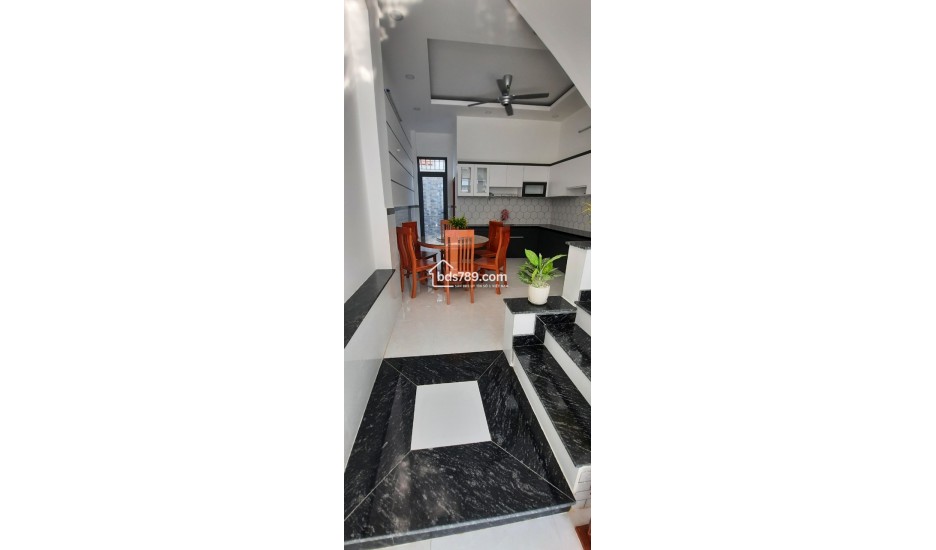 Bán nhà mới xây đường số 8 Linh Xuân Thủ Đức TPHCM,LH 0909428959.